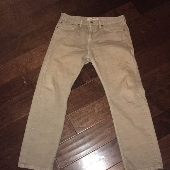 levis jeans khaki color